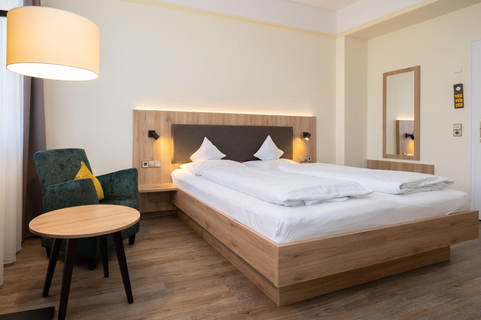 Hotel Niedersaechsischer Hof Гослар Екстер'єр фото